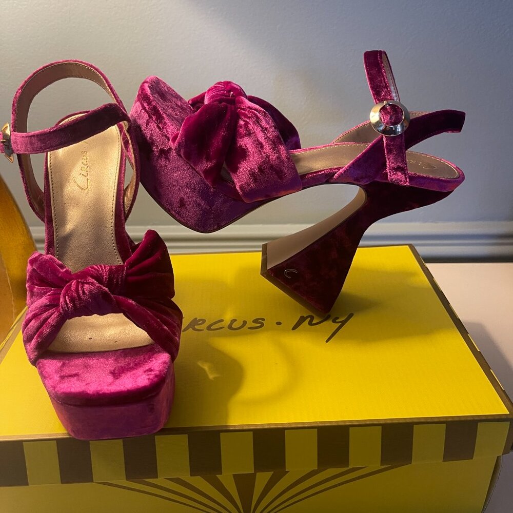 Circus by Sam Edelaman Audrea Pumps In Magenta Velvet Size 7 - Picture 3 of 8